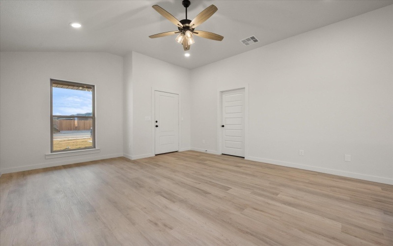 3022 138th Place, Lubbock, TX 79423, 3 Bedrooms Bedrooms, ,2 BathroomsBathrooms,Residential,For Sale,3022 138th Place,0,202563488