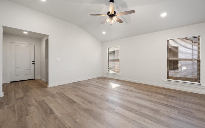 3024 138th Place, Lubbock, TX 79423, 4 Habitaciones Habitaciones , ,2 BañosBaños,Residential,En Venta,3024 138th Place,0,202563489