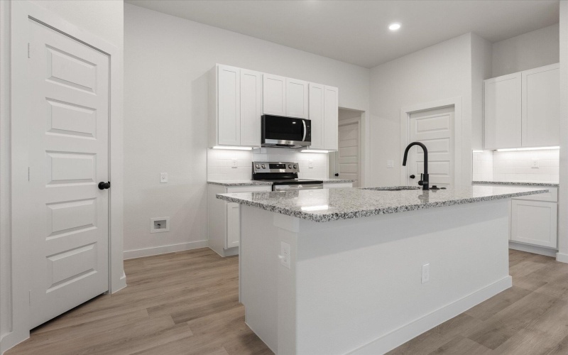 3024 138th Place, Lubbock, TX 79423, 4 Habitaciones Habitaciones , ,2 BañosBaños,Residential,En Venta,3024 138th Place,0,202563489