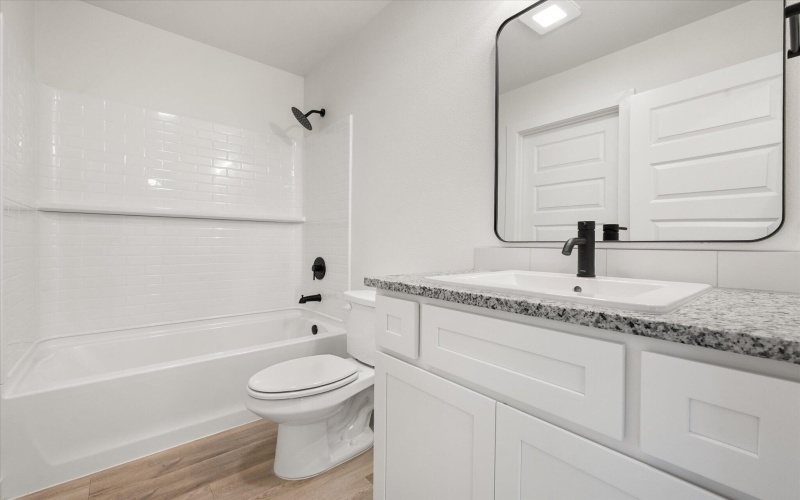 13905 Flint Avenue, Lubbock, TX 79423, 3 Habitaciones Habitaciones , ,2 BañosBaños,Residential,En Venta,13905 Flint Avenue,0,202563498