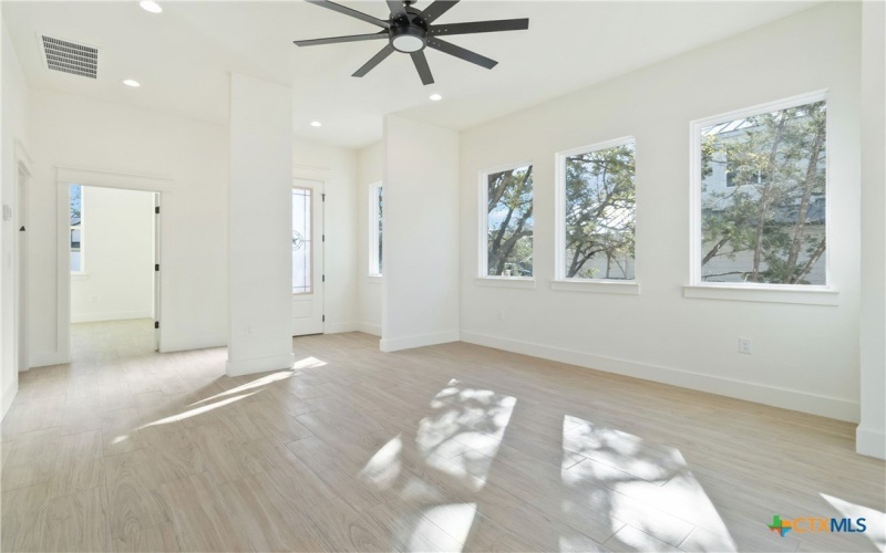 17 Stardust Circle, Wimberley, TX 78676, 3 Habitaciones Habitaciones , ,2 BañosBaños,Residential,En Venta,17 Stardust Circle,0,587370