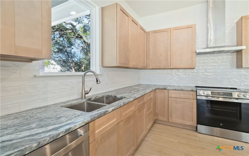 17 Stardust Circle, Wimberley, TX 78676, 3 Habitaciones Habitaciones , ,2 BañosBaños,Residential,En Venta,17 Stardust Circle,0,587370