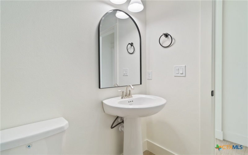 17 Stardust Circle, Wimberley, TX 78676, 3 Habitaciones Habitaciones , ,2 BañosBaños,Residential,En Venta,17 Stardust Circle,0,587370