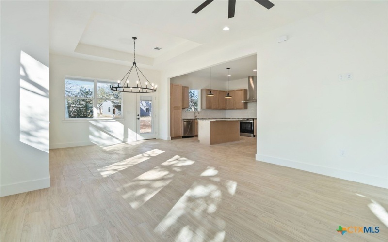 17 Stardust Circle, Wimberley, TX 78676, 3 Habitaciones Habitaciones , ,2 BañosBaños,Residential,En Venta,17 Stardust Circle,0,587370