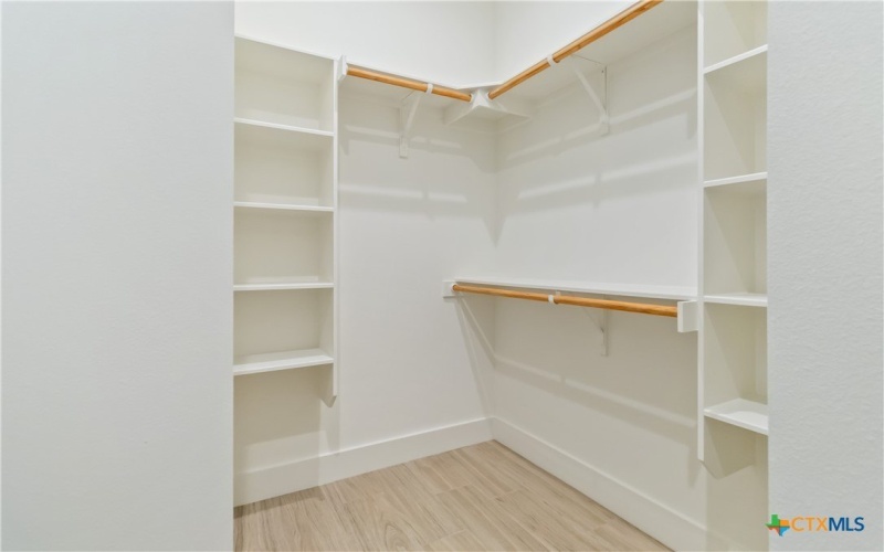 17 Stardust Circle, Wimberley, TX 78676, 3 Habitaciones Habitaciones , ,2 BañosBaños,Residential,En Venta,17 Stardust Circle,0,587370