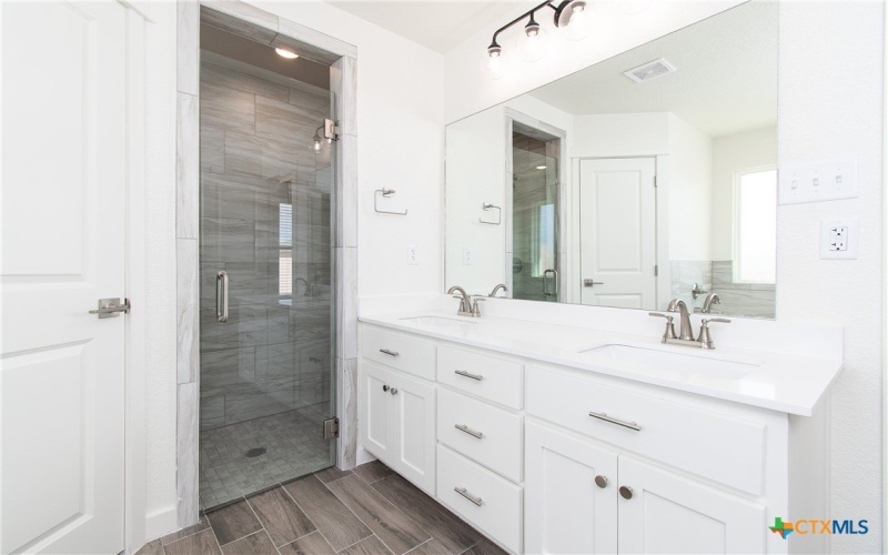 1418 Cedar River Lane, Temple, TX 76502, 3 Bedrooms Bedrooms, ,2 BathroomsBathrooms,Residential,For Sale,1418 Cedar River Lane,0,598813