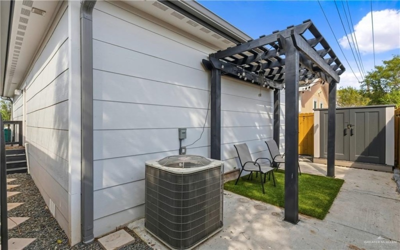 2833 Melanie Drive, Pharr, TX 78577, 3 Bedrooms Bedrooms, ,2 BathroomsBathrooms,Residential,For Sale,2833 Melanie Drive,0,487668