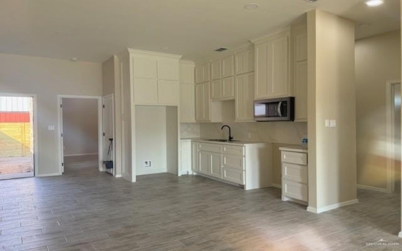 706 N 25th Street, Mission, TX 78574, 3 Habitaciones Habitaciones , ,2 BañosBaños,Residential,En Venta,706 N 25th Street,0,487867