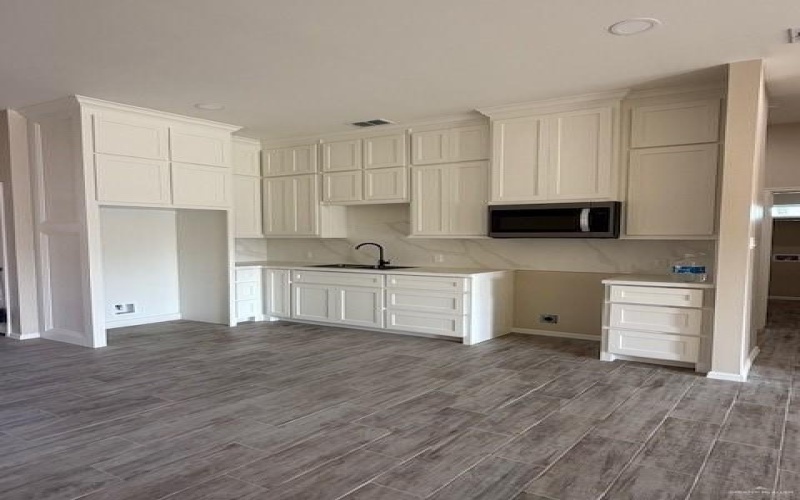 706 N 25th Street, Mission, TX 78574, 3 Habitaciones Habitaciones , ,2 BañosBaños,Residential,En Venta,706 N 25th Street,0,487867