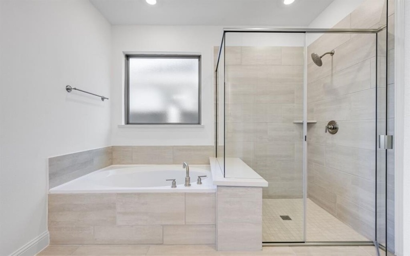 614 Bull Street, Oak Point, TX 75068, 5 Habitaciones Habitaciones , ,5 BañosBaños,Residential,En Venta,614 Bull Street,0,21081159