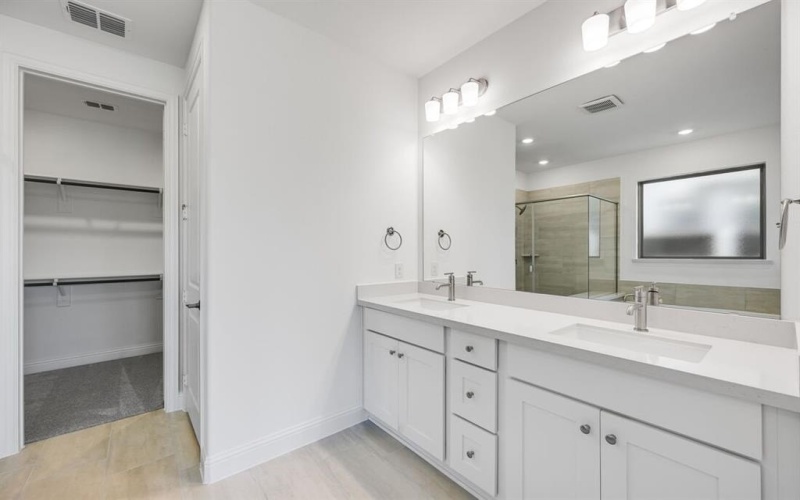 614 Bull Street, Oak Point, TX 75068, 5 Habitaciones Habitaciones , ,5 BañosBaños,Residential,En Venta,614 Bull Street,0,21081159