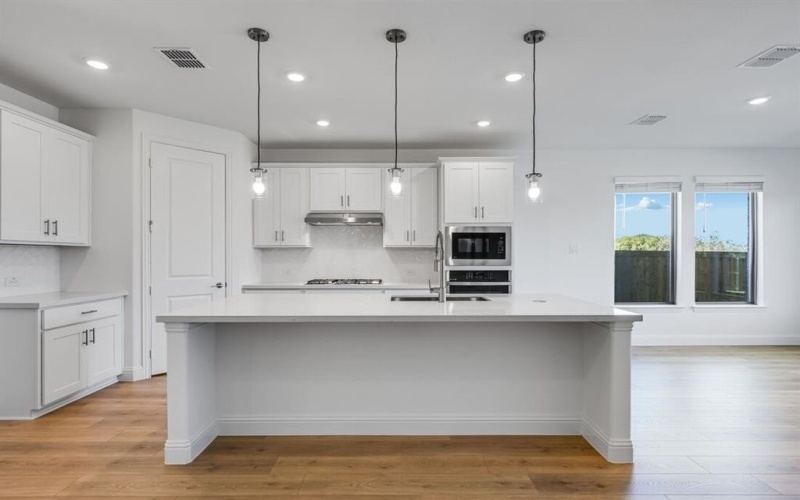 614 Bull Street, Oak Point, TX 75068, 5 Habitaciones Habitaciones , ,5 BañosBaños,Residential,En Venta,614 Bull Street,0,21081159