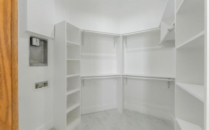 3443 Umyousef Court, Irving, TX 75038, 4 Bedrooms Bedrooms, ,5 BathroomsBathrooms,Residential,For Sale,3443 Umyousef Court,0,21086177