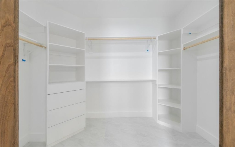 3443 Umyousef Court, Irving, TX 75038, 4 Bedrooms Bedrooms, ,5 BathroomsBathrooms,Residential,For Sale,3443 Umyousef Court,0,21086177