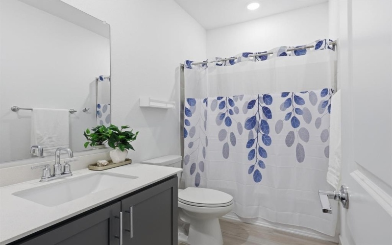 541 Breeds Hill Road, Little Elm, TX 75068, 4 Bedrooms Bedrooms, ,3 BathroomsBathrooms,Residential,For Sale,541 Breeds Hill Road,0,21116442