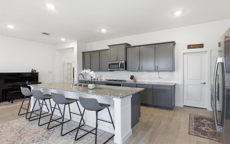 541 Breeds Hill Road, Little Elm, TX 75068, 4 Bedrooms Bedrooms, ,3 BathroomsBathrooms,Residential,For Sale,541 Breeds Hill Road,0,21116442