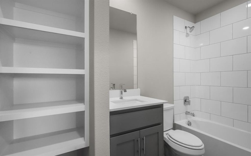 10404 SUNSET SHORE Drive, Grand Prairie, TX 76065, 4 Bedrooms Bedrooms, ,3 BathroomsBathrooms,Residential,For Sale,10404 SUNSET SHORE Drive,0,21119886