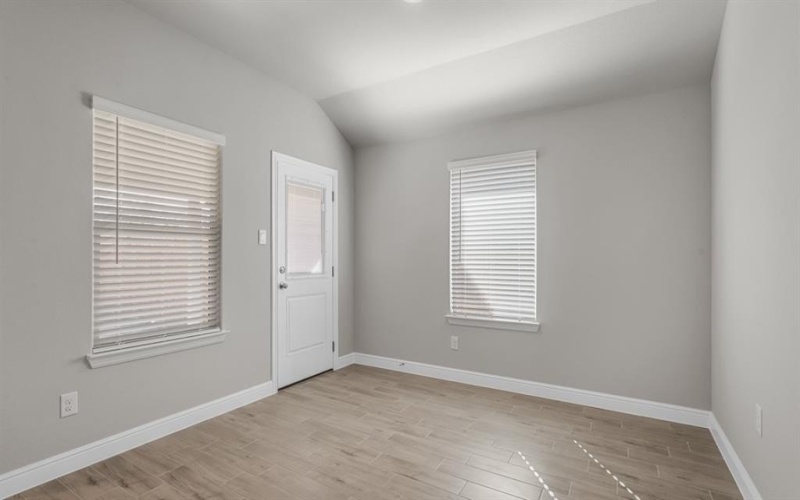 10404 SUNSET SHORE Drive, Grand Prairie, TX 76065, 4 Bedrooms Bedrooms, ,3 BathroomsBathrooms,Residential,For Sale,10404 SUNSET SHORE Drive,0,21119886