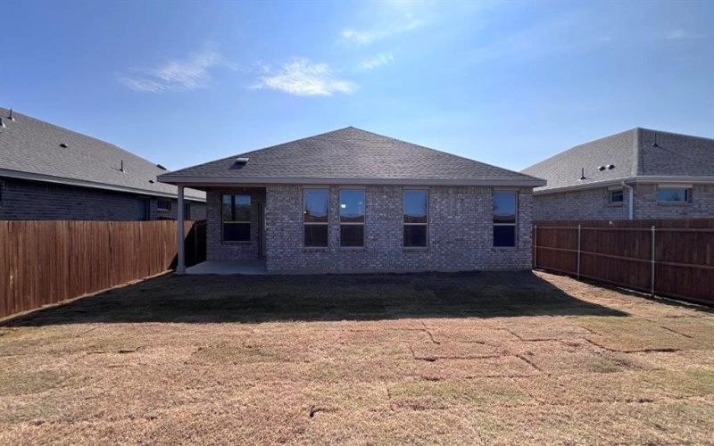 139 STANTON Avenue, Rhome, TX 76078, 4 Habitaciones Habitaciones , ,2 BañosBaños,Residential,En Venta,139 STANTON Avenue,0,21120244