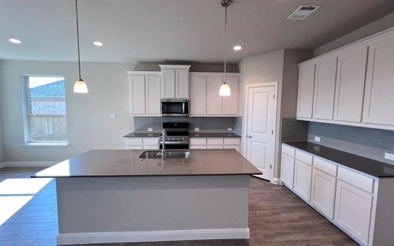 109 MEDINA Lane, Rhome, TX 76078, 4 Habitaciones Habitaciones , ,2 BañosBaños,Residential,En Venta,109 MEDINA Lane,0,21120252