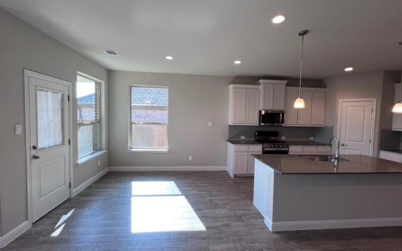 109 MEDINA Lane, Rhome, TX 76078, 4 Habitaciones Habitaciones , ,2 BañosBaños,Residential,En Venta,109 MEDINA Lane,0,21120252