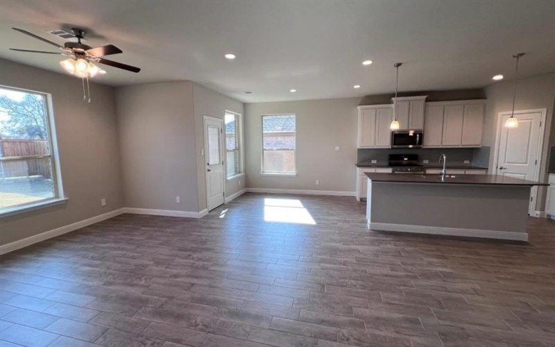 109 MEDINA Lane, Rhome, TX 76078, 4 Habitaciones Habitaciones , ,2 BañosBaños,Residential,En Venta,109 MEDINA Lane,0,21120252