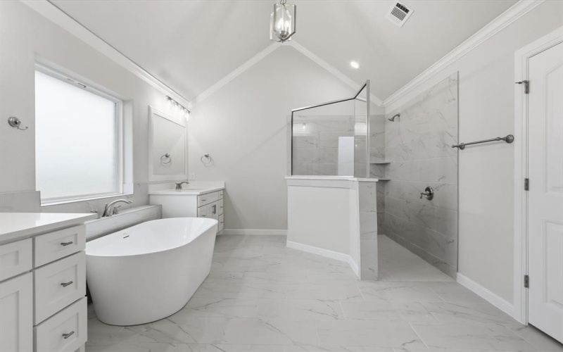 2001 Forest Bridge Drive, Azle, TX 76020, 4 Bedrooms Bedrooms, ,3 BathroomsBathrooms,Residential,For Sale,2001 Forest Bridge Drive,0,21120344