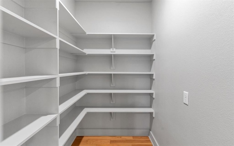 1010 Mustang Trail, Granbury, TX 76049, 3 Bedrooms Bedrooms, ,2 BathroomsBathrooms,Residential,For Sale,1010 Mustang Trail,0,21120398