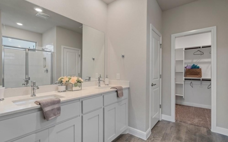 118 STANTON Avenue, Rhome, TX 76078, 4 Habitaciones Habitaciones , ,2 BañosBaños,Residential,En Venta,118 STANTON Avenue,0,21120511