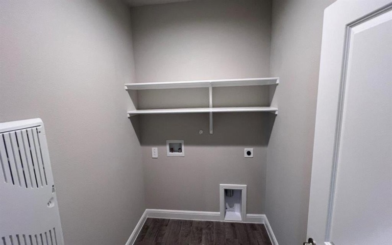 138 STANTON Avenue, Rhome, TX 76078, 5 Bedrooms Bedrooms, ,3 BathroomsBathrooms,Residential,For Sale,138 STANTON Avenue,0,21120538