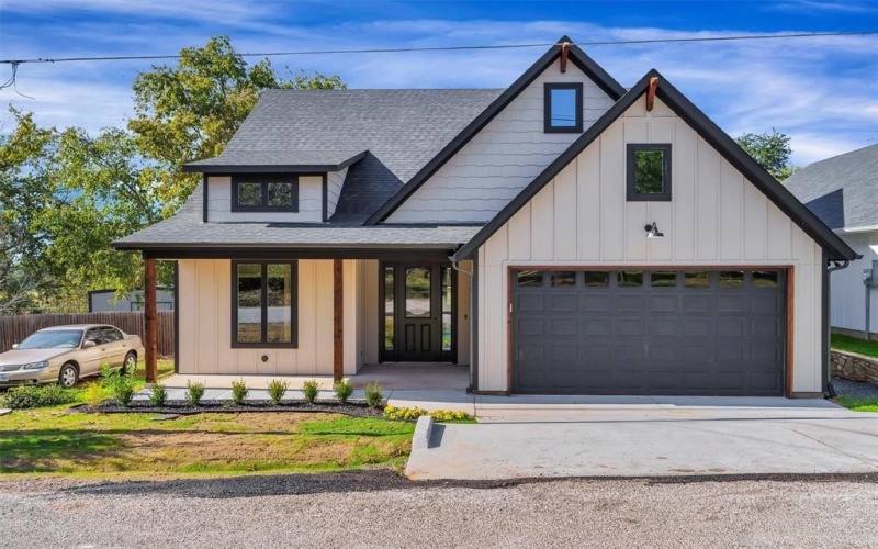 1012 Mustang Trail, Granbury, TX 76049, 3 Habitaciones Habitaciones , ,2 BañosBaños,Residential,En Venta,1012 Mustang Trail,0,21120743