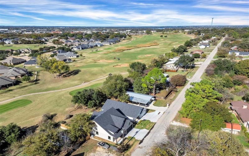 1012 Mustang Trail, Granbury, TX 76049, 3 Habitaciones Habitaciones , ,2 BañosBaños,Residential,En Venta,1012 Mustang Trail,0,21120743