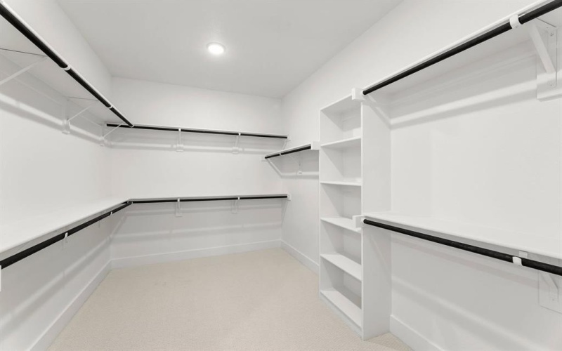 1107 Willow Lake Drive, DeSoto, TX 75115, 4 Habitaciones Habitaciones , ,5 BañosBaños,Residential,En Venta,1107 Willow Lake Drive,0,21120812