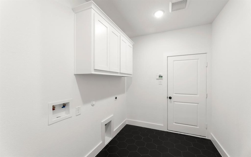 1107 Willow Lake Drive, DeSoto, TX 75115, 4 Habitaciones Habitaciones , ,5 BañosBaños,Residential,En Venta,1107 Willow Lake Drive,0,21120812