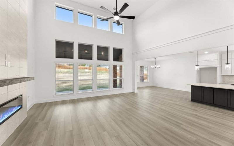 1107 Willow Lake Drive, DeSoto, TX 75115, 4 Habitaciones Habitaciones , ,5 BañosBaños,Residential,En Venta,1107 Willow Lake Drive,0,21120812