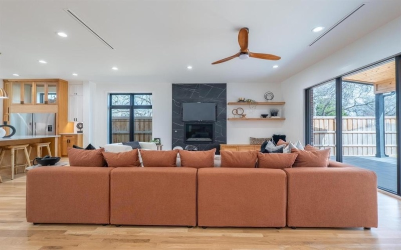 6988 Bob O Link Drive, Dallas, TX 75214, 5 Habitaciones Habitaciones , ,7 BañosBaños,Residential,En Venta,6988 Bob O Link Drive,0,21120931