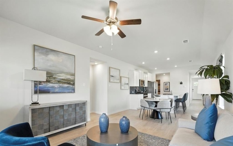 3532 Bar Claims Street, Aubrey, TX 76227, 3 Habitaciones Habitaciones , ,2 BañosBaños,Residential,En Venta,3532 Bar Claims Street,0,21120967