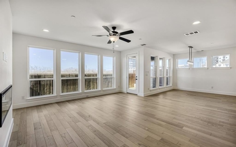 624 Damsel June Street, Lewisville, TX 75056, 4 Bedrooms Bedrooms, ,3 BathroomsBathrooms,Residential,For Sale,624 Damsel June Street,0,21121104