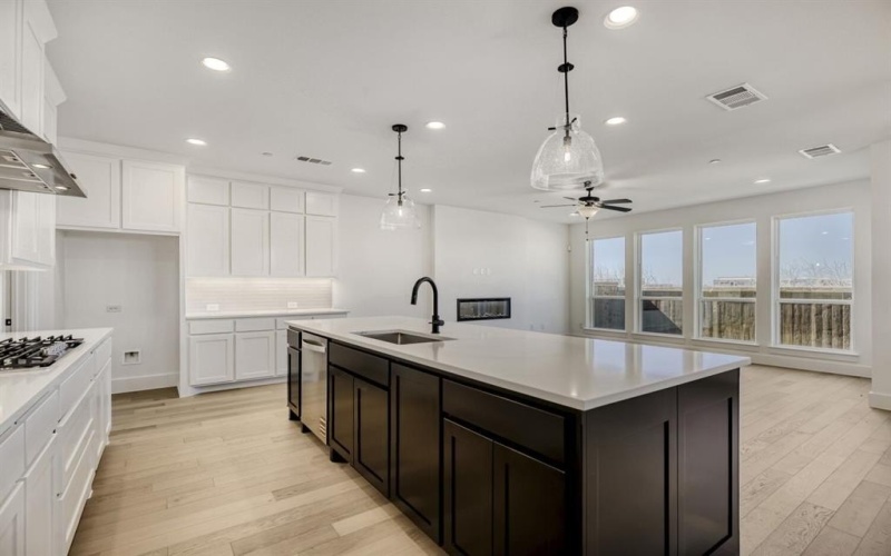 624 Damsel June Street, Lewisville, TX 75056, 4 Bedrooms Bedrooms, ,3 BathroomsBathrooms,Residential,For Sale,624 Damsel June Street,0,21121104