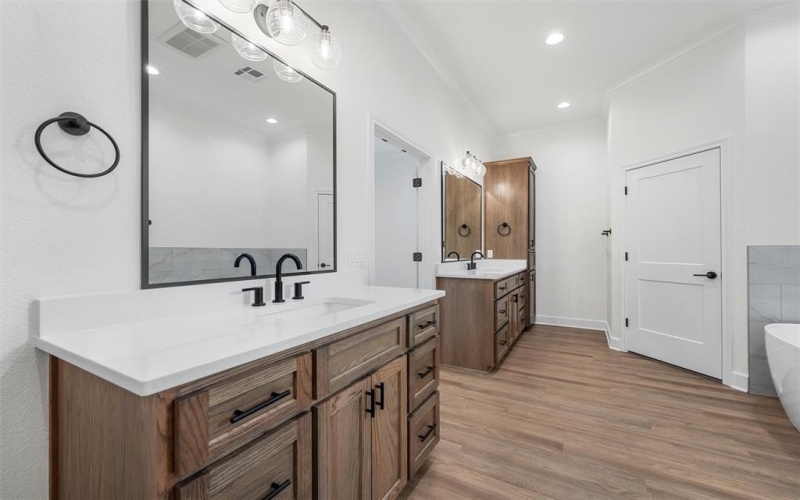 114 Salt Creek Road, Lorena, TX 76655, 4 Habitaciones Habitaciones , ,2 BañosBaños,Residential,En Venta,114 Salt Creek Road,0,21121183