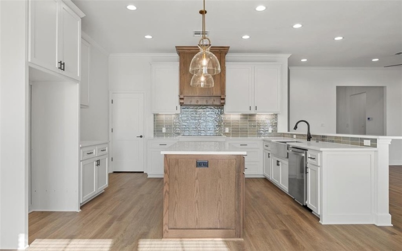 114 Salt Creek Road, Lorena, TX 76655, 4 Habitaciones Habitaciones , ,2 BañosBaños,Residential,En Venta,114 Salt Creek Road,0,21121183