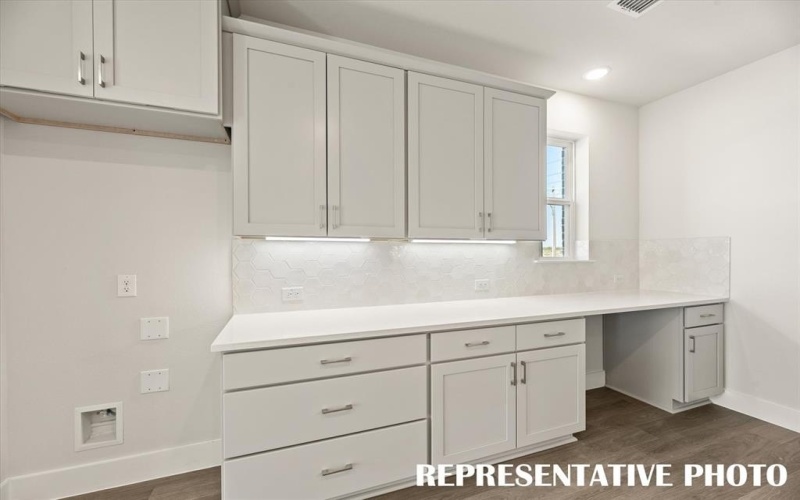 1833 Summer Aura, Mesquite, TX 75181, 3 Bedrooms Bedrooms, ,2 BathroomsBathrooms,Residential,For Sale,1833 Summer Aura,0,21121194