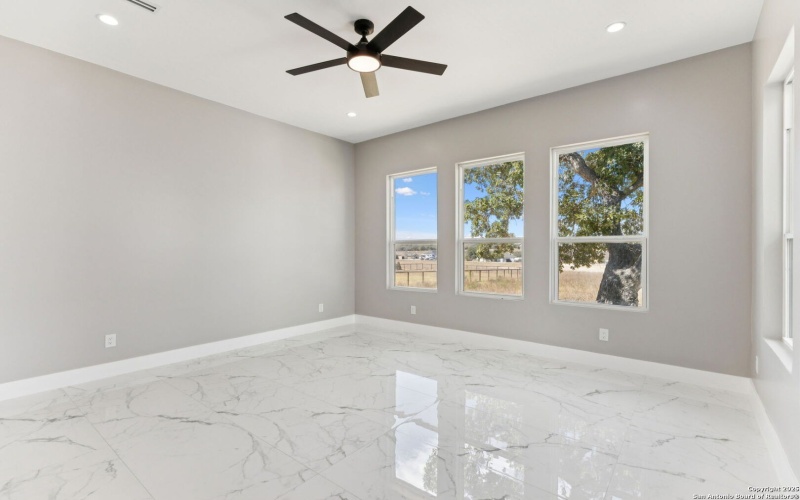 147 Las Palomas, La Vernia, TX 78121, 3 Bedrooms Bedrooms, ,2 BathroomsBathrooms,Residential,For Sale,147 Las Palomas,0,1925330