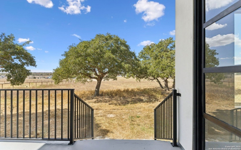 147 Las Palomas, La Vernia, TX 78121, 3 Bedrooms Bedrooms, ,2 BathroomsBathrooms,Residential,For Sale,147 Las Palomas,0,1925330