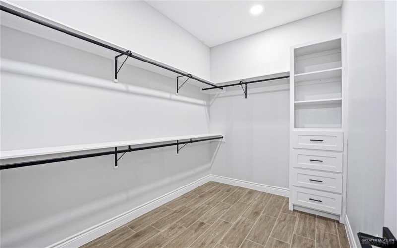 500 La Laguna Road, Mission, TX 78572, 3 Bedrooms Bedrooms, ,2 BathroomsBathrooms,Residential,For Sale,500 La Laguna Road,0,487860