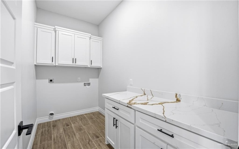 500 La Laguna Road, Mission, TX 78572, 3 Bedrooms Bedrooms, ,2 BathroomsBathrooms,Residential,For Sale,500 La Laguna Road,0,487860