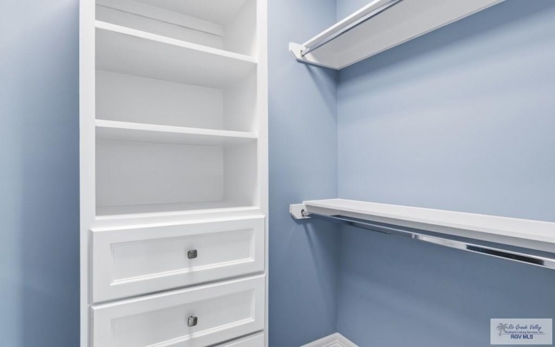 359 VALLE ALTO DR., LOS FRESNOS, TX 78566, 3 Habitaciones Habitaciones , ,2 BañosBaños,Residential,En Venta,359 VALLE ALTO DR.,0,29770255