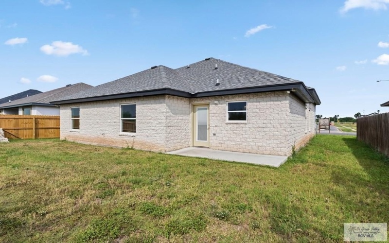 359 VALLE ALTO DR., LOS FRESNOS, TX 78566, 3 Habitaciones Habitaciones , ,2 BañosBaños,Residential,En Venta,359 VALLE ALTO DR.,0,29770255