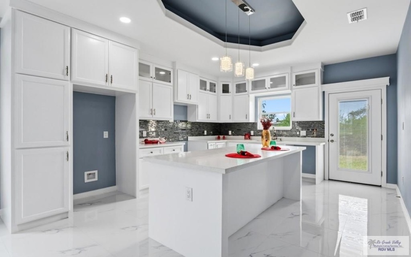 359 VALLE ALTO DR., LOS FRESNOS, TX 78566, 3 Habitaciones Habitaciones , ,2 BañosBaños,Residential,En Venta,359 VALLE ALTO DR.,0,29770255