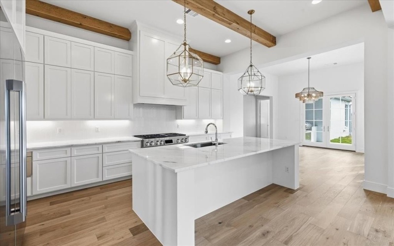 9609 Latour Lane, Fort Worth, TX 76126, 4 Habitaciones Habitaciones , ,5 BañosBaños,Residential,En Venta,9609 Latour Lane,0,21093400